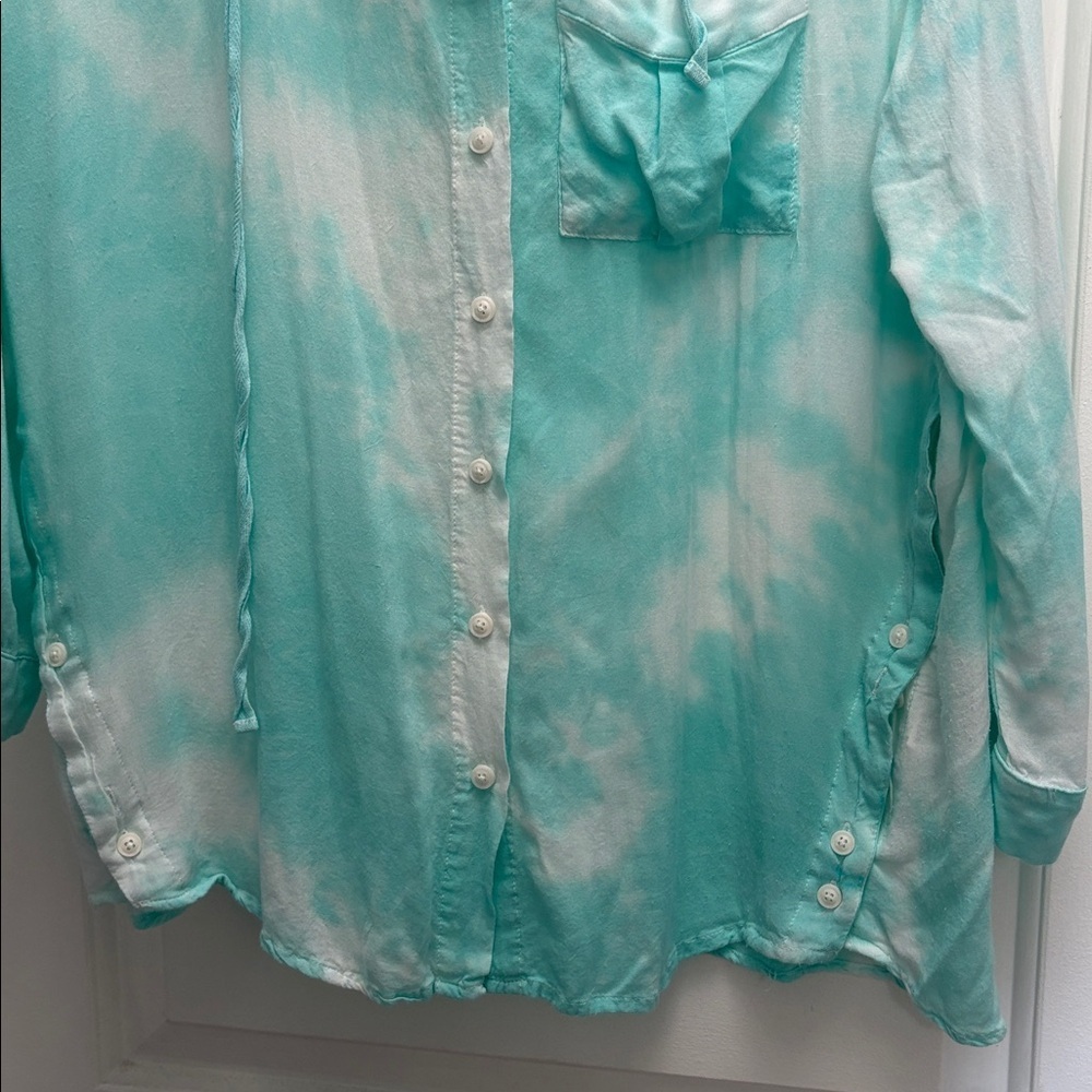 Fate Aqua Tie-Dye Hooded Button Up Top Size Medium Oversized - Picture 4 of 9